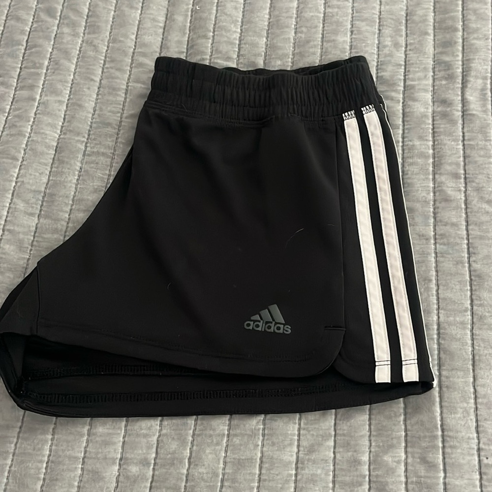 Black adidas shorts size S